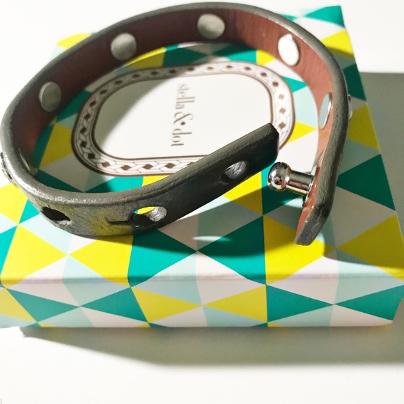 stella & dot ~ metallic pewter leather clover wrap - Picture 3 of 4